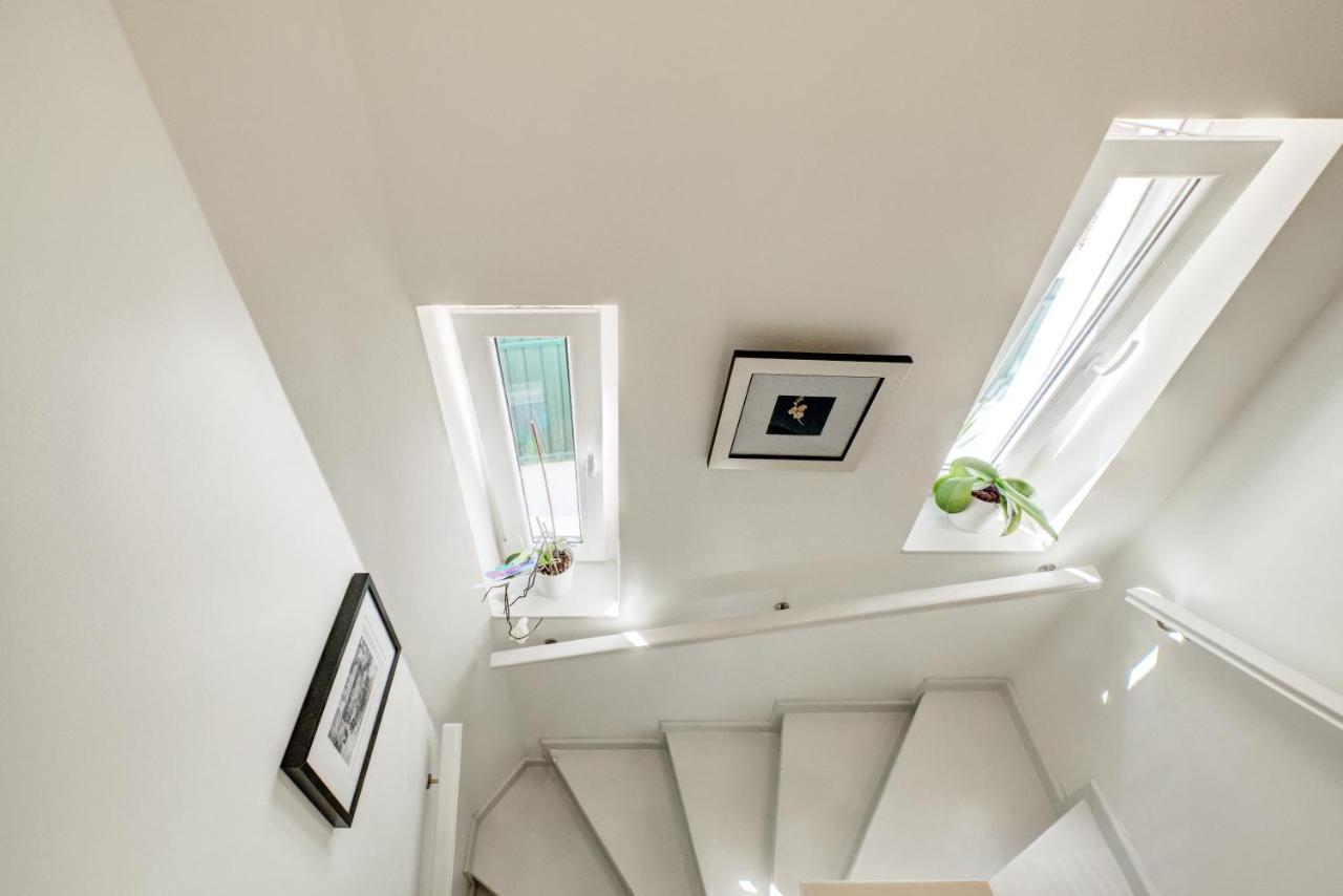 Comfortable Town House In Quiet Area By Lovelystay Lisbona Esterno foto