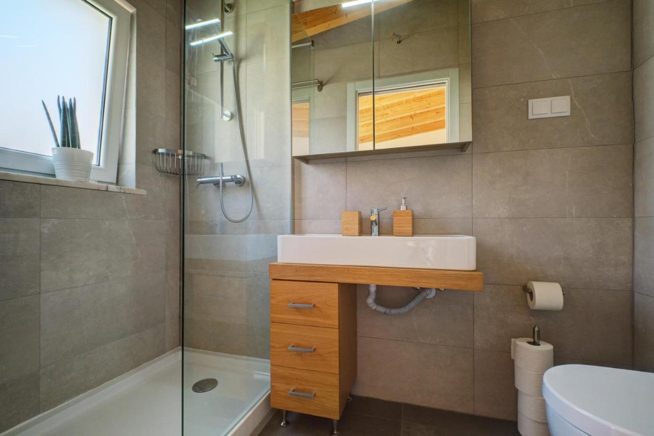 Comfortable Town House In Quiet Area By Lovelystay Lisbona Esterno foto