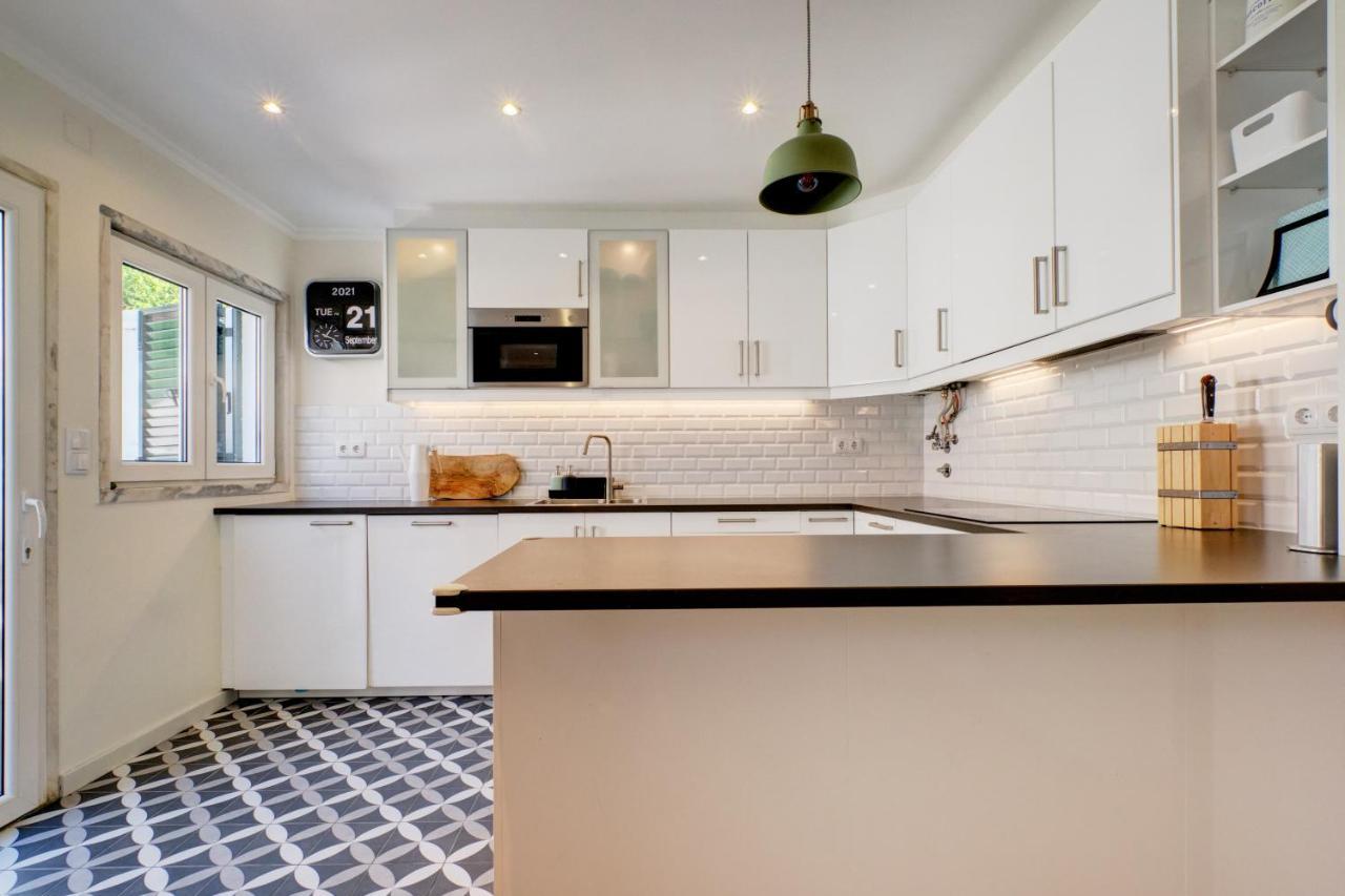 Comfortable Town House In Quiet Area By Lovelystay Lisbona Esterno foto
