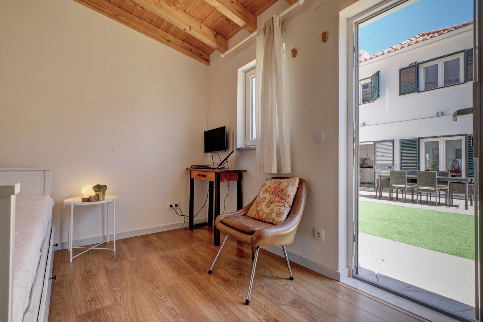 Comfortable Town House In Quiet Area By Lovelystay Lisbona Esterno foto